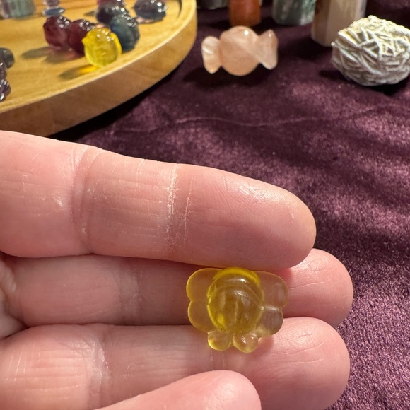 Mini Flourite Carving - Picture 12 of 16